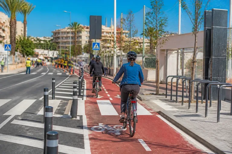 Torrevieja recibe 206.000 € para ampliar 3.700 m de carriles bici y mejorar la conexión urbana