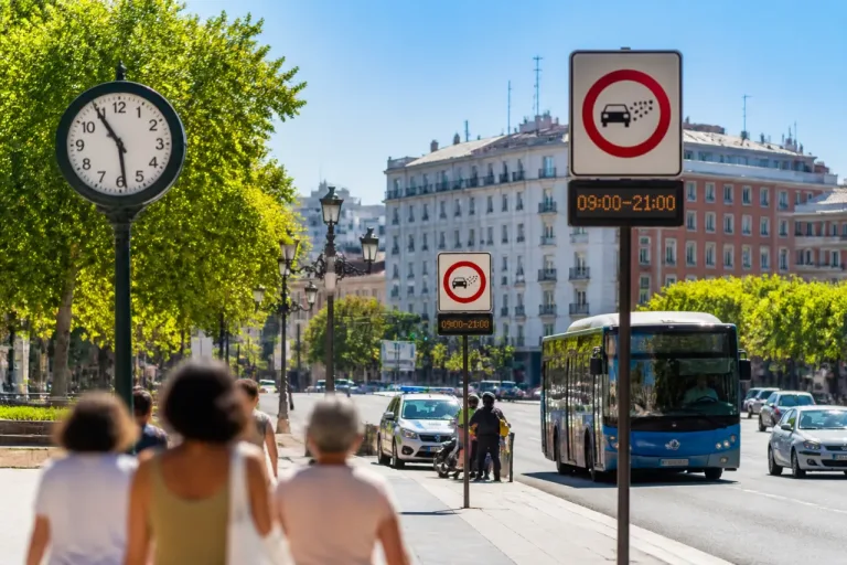 Valladolid activa restricciones en la ZBE por un episodio de ozono y deja gratuitos los aparcamientos disuasorios
