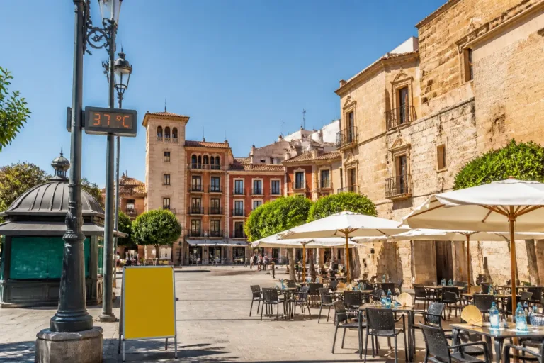 Zamora activa aviso amarillo por calor: máximas de hasta 37 °C y recomendaciones sanitarias