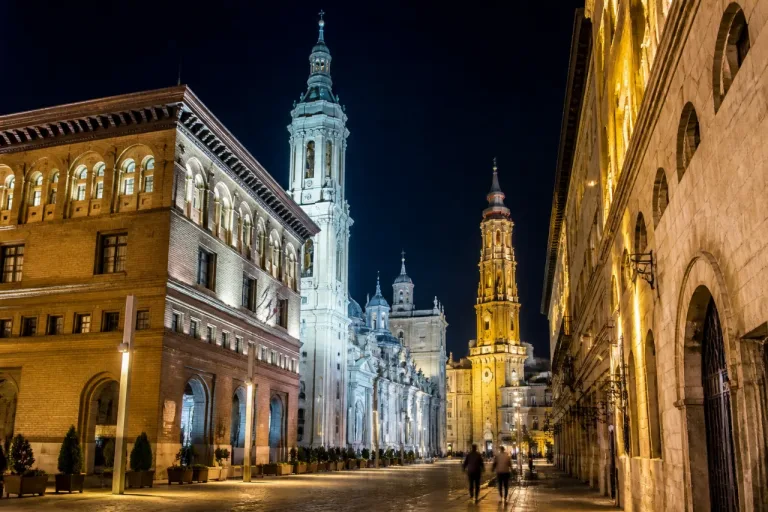 Zaragoza renueva la iluminación de cuatro hitos del casco histórico con tecnología LED