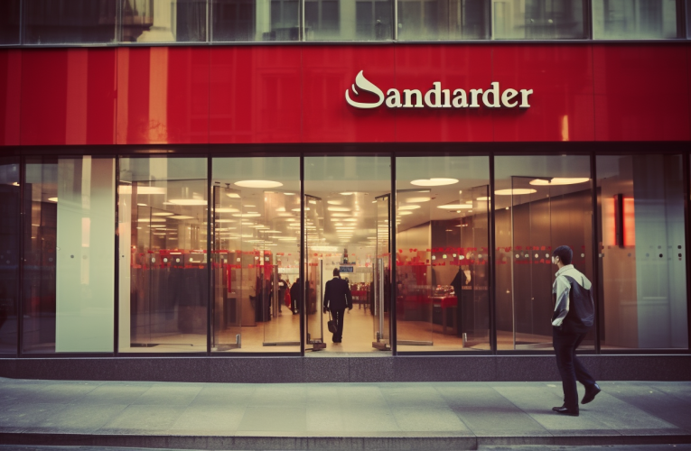 ¿Cómo se llama el Banco Santander en España?